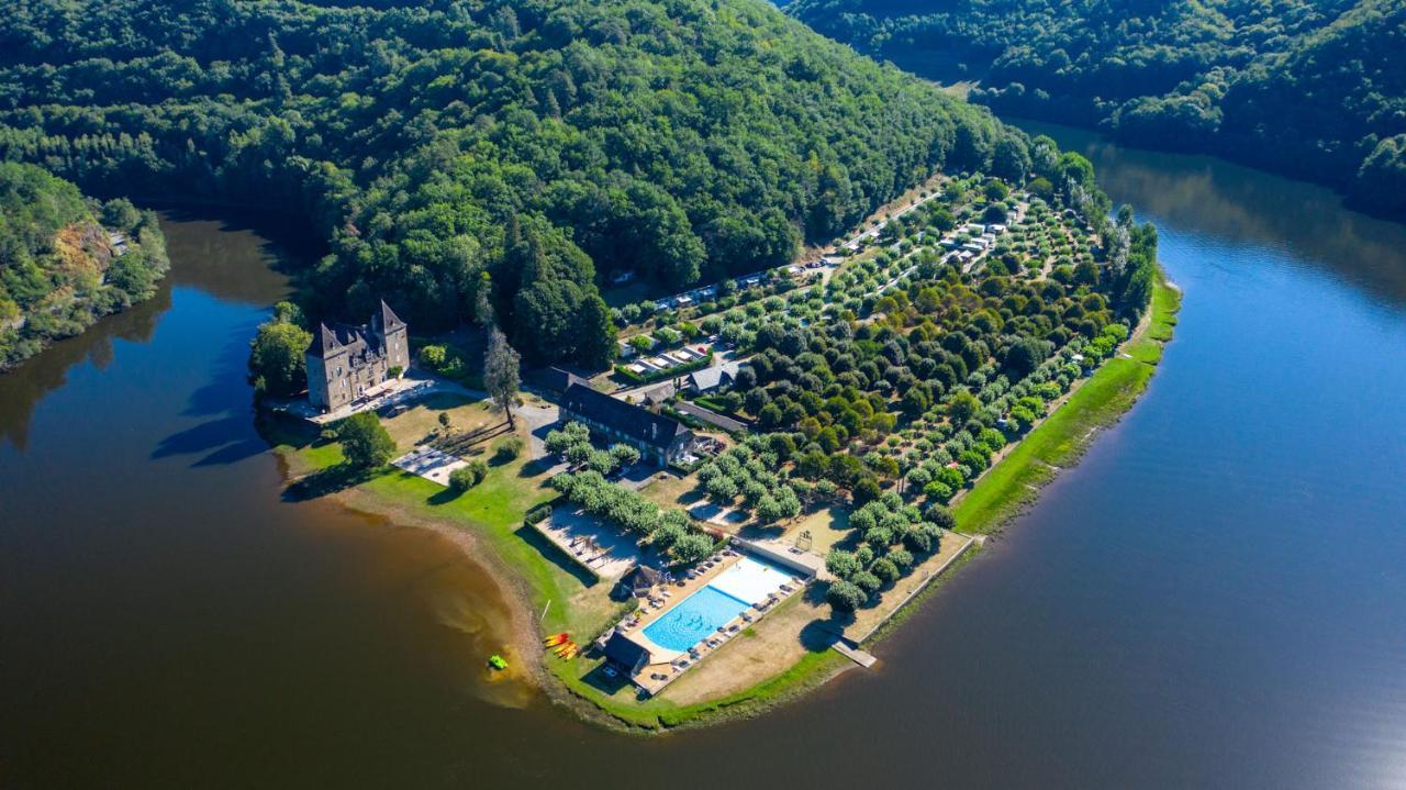Camping Le Chateau Du Gibanel Saint-Martial-Entraygues Εξωτερικό φωτογραφία