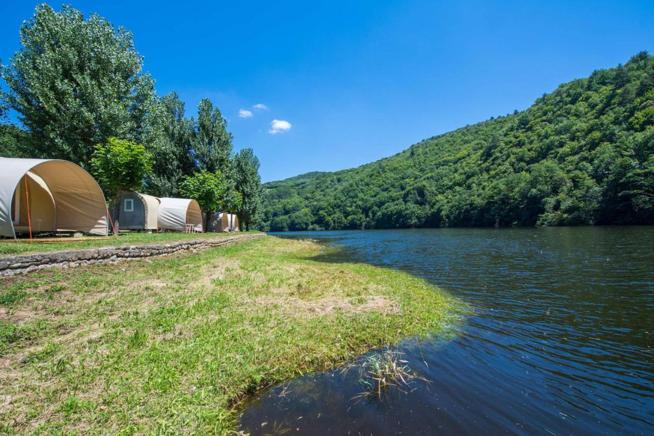 Camping Le Chateau Du Gibanel Saint-Martial-Entraygues Εξωτερικό φωτογραφία