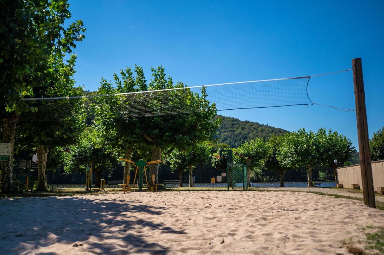 Camping Le Chateau Du Gibanel Saint-Martial-Entraygues Εξωτερικό φωτογραφία