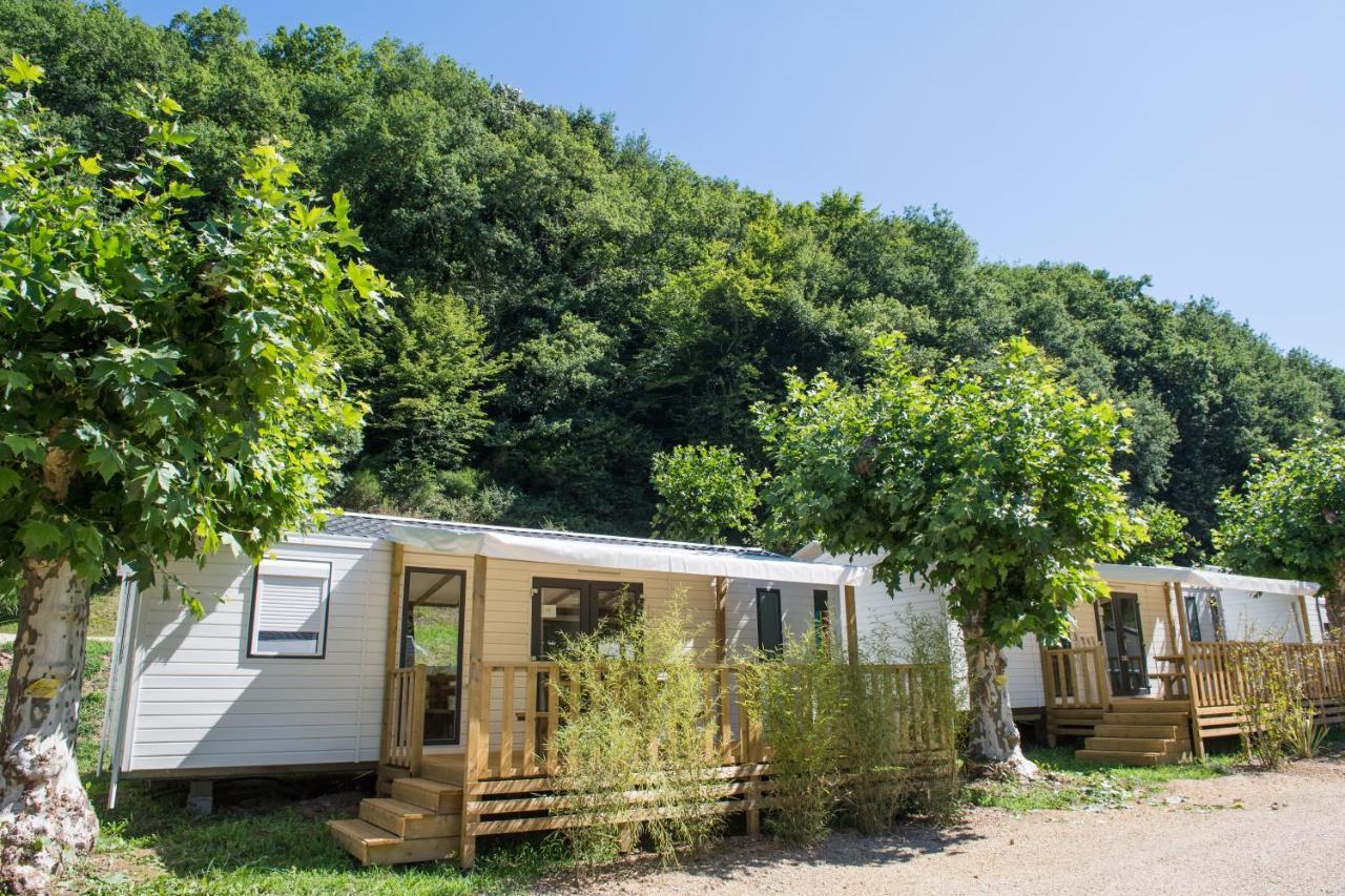 Camping Le Chateau Du Gibanel Saint-Martial-Entraygues Εξωτερικό φωτογραφία